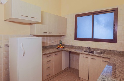 Makadi Bay Resort | Garden View Comfort | 3 Rooms, Rooftop Pool, Games, Tennis & Free Shuttle