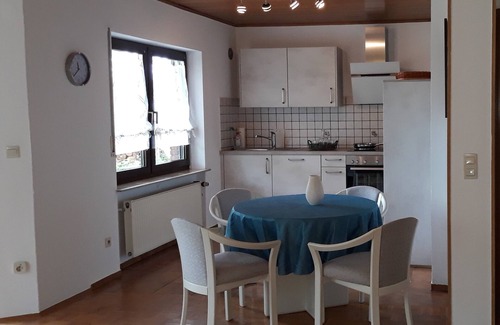 Bundenthal Apartment | Garden view vacation apartment with garden & terrace on a hillside in Dahner Felsenland