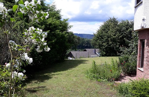 Bundenthal Apartment | Garden view vacation apartment with garden & terrace on a hillside in Dahner Felsenland
