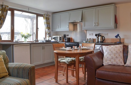 Westleigh Cottage | Gardener's Cottage - UKC4299