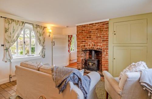 Great Bealings House | Gardeners Cottage