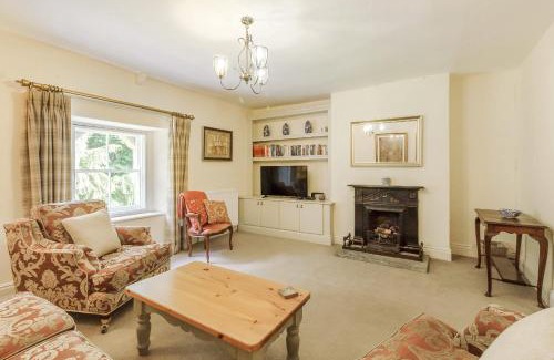 Hallington House | Gardeners Cottage