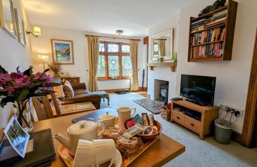 Trentishoe House | Gardener’s Cottage Martinhoe