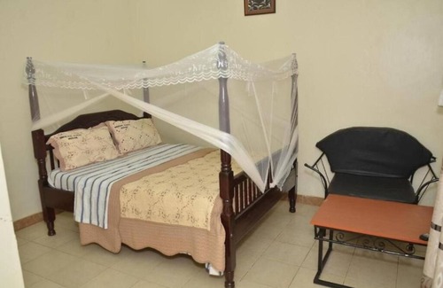 Kireka Bed & Breakfast | Gardens and Guest house