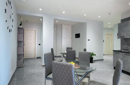Portici House | Garibaldi Rooms