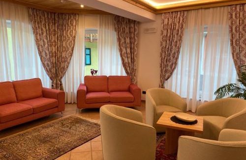 San Giovanni di Fassa Bed & Breakfast | Garnì Villa Elsa