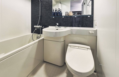Namba Hotel | Garner Osaka Honmachi Station by IHG