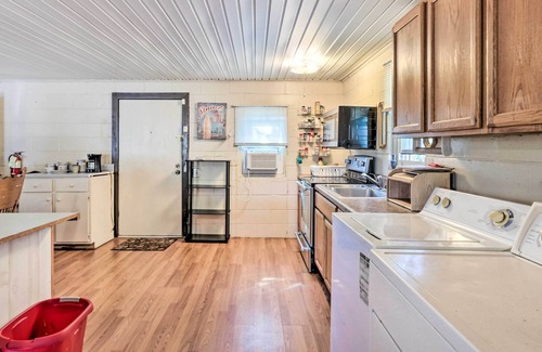 Pineland Cottage | Garnett Cottage < 1 Mi to Savannah River!