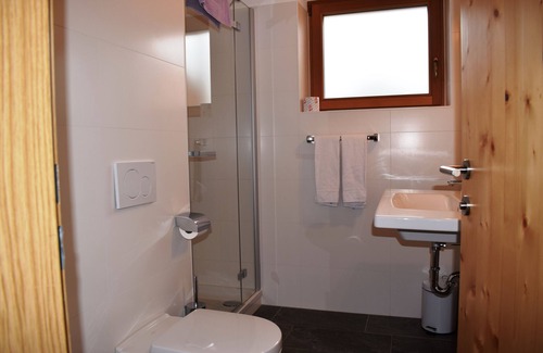 Villabassa House | Garni Appartements Helvetia