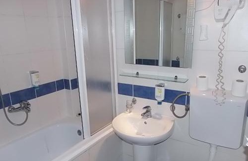 Zemun Hotel | Garni Hotel Lav