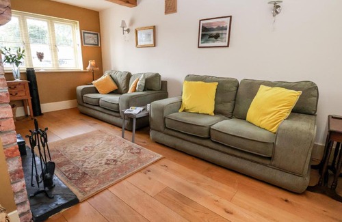 Holywell House | Garreg Wen