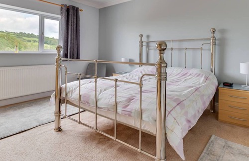 Skewen House | Garrod Avenue in the beautiful Swansea