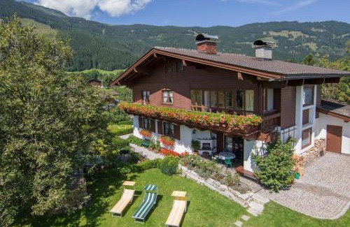 Lahntal Apartment | Gartenwohnung Mandl Garten Sauna Hot Pot Pool