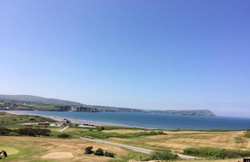 Dinas Cross House | Garth - a family home by the sea
