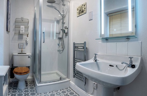 Betws-Y-Coed House | Garth Dderwen Guest House