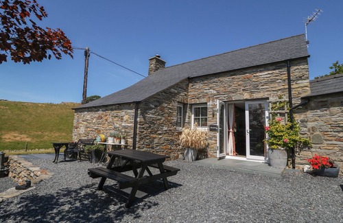 Porthmadog Cottage | Garth Morthin The Stables