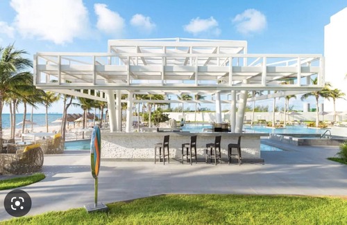 Playa Mujeres Resort | GARZA BLANCA CANCUN 1 BR - other size suites available
