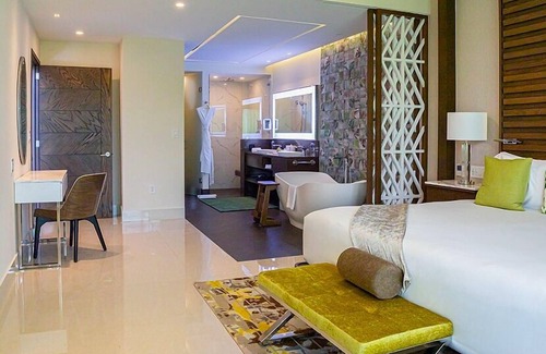 Playa Mujeres Resort | Garza Blanca Cancun