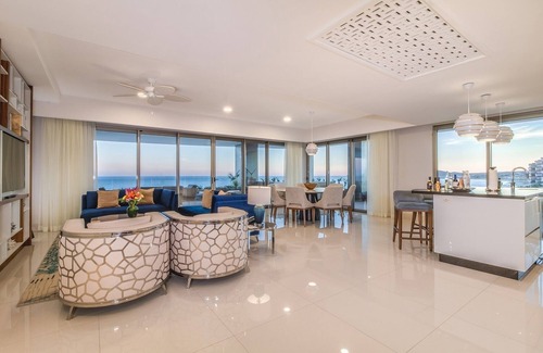 Palmilla Resort | Garza Blanca luxurious 3-bedroom ocean front in gorgeous Cabo San Lucas