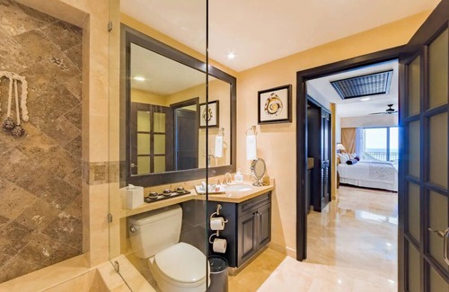 Amapas Resort | Garza Blanca Resort- Deluxe Room, Oceanfront