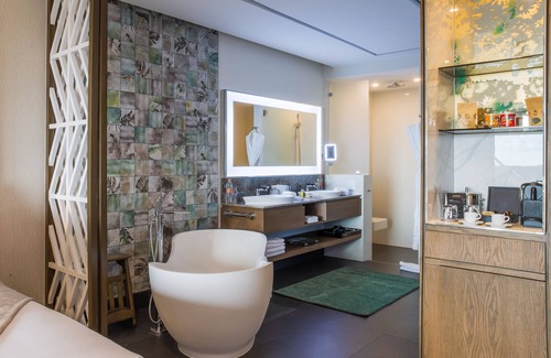 Downtown Cancun Hotel | Garza Blanca Resort and Spa
