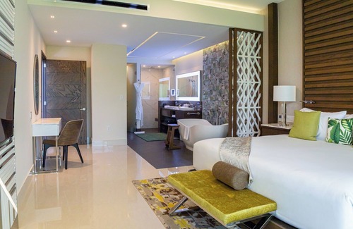 Puerto Juarez Resort | Garza Blanca Resort & Spa Cancun Penthouse 3-bedroom LOFT Suite Ocean View