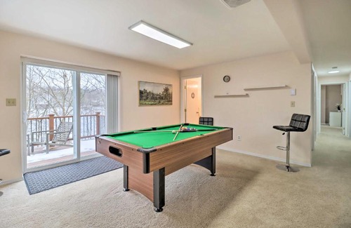 East Stroudsburg House | Gas Grill, Lake Access Scenic Poconos Retreat!