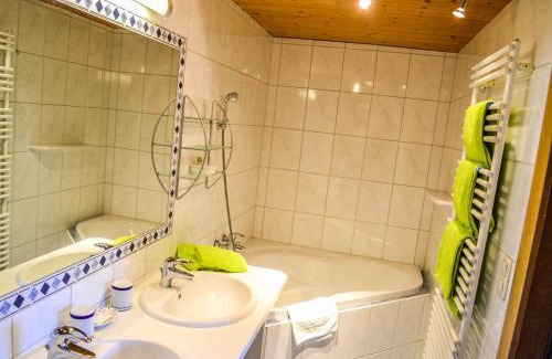 Going am Wilden Kaiser House | Gasthof Pension Lanzenhof