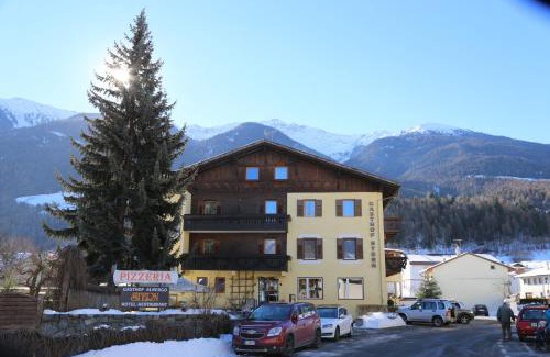 Prato allo Stelvio House | Gasthof Stern