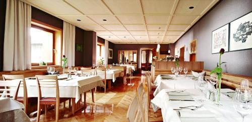 Bizau House | Gasthof Taube