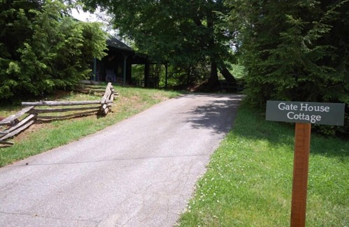 Candler Cabin | Gate House Cottage