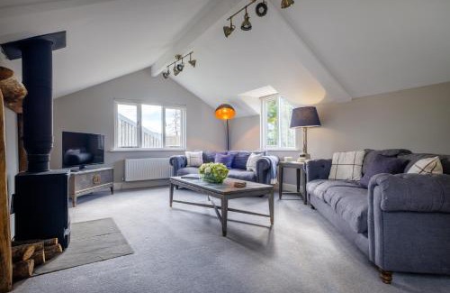 Killington House | Gate House