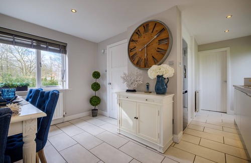Killington Cottage | GATE HOUSE, luxury holiday cottage, with open fire in Sedbergh
