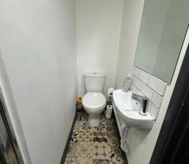 King's Lynn Hotel | Gate Lodge - Private En-suite rooms, Kings Lynn, central location