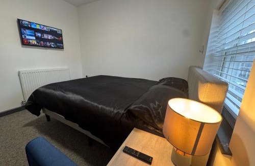 King's Lynn Hotel | Gate Lodge - Private En-suite rooms, Kings Lynn, central location