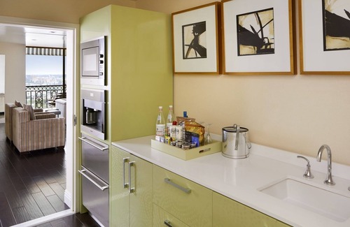 Norma Triangle Hotel | Gate Two Bedroom Suite at The London West Hollywood, Rooftop Pool, Parking