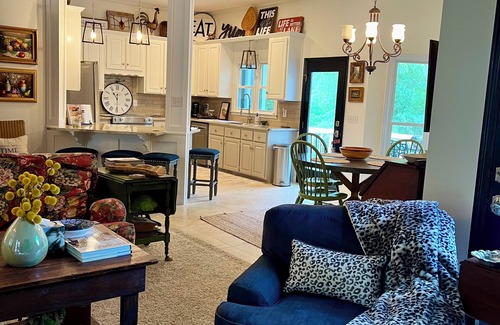 Lake Oconee Cottage | Gated Cozy 3BdRm Cottage