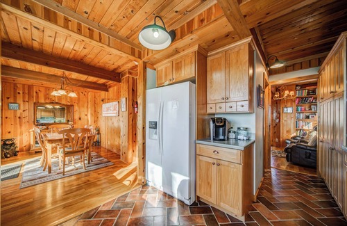 Tate Cabin | Gated Golf & Lake community - North GA Mountains!