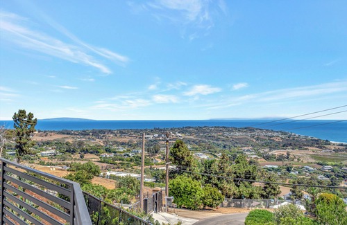 Western Malibu House | Gated Horizon Hills House with Pool & Jacuzzi