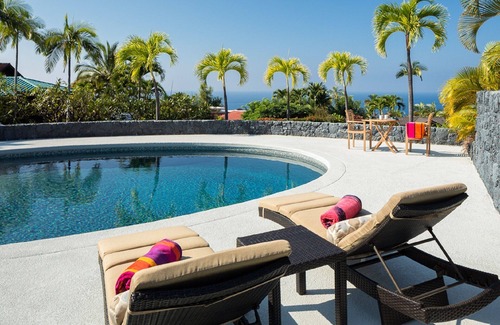 Kahaluu-Keauhou House | Gated Keauhou Residences w/Ocean Views & Pool!