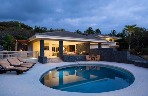 Kahaluu-Keauhou House | Gated Keauhou Residences w/Ocean Views & Pool!
