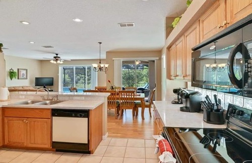 Sunset Lakes Villa | Gated Luxury Villa with Pool-Game Room Near Disney World