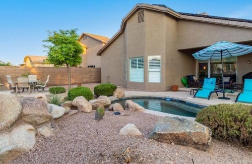 Boulder Mountain Highlands House | Gated Mountain View Cottage