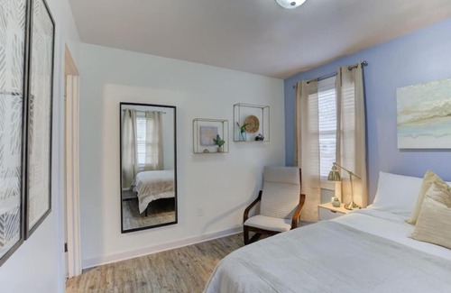 Midtown Apartment | Gated Retreat Steps from Midtown's Best Parking