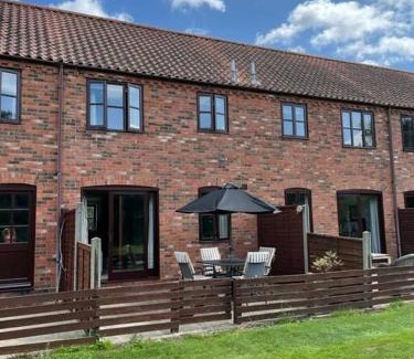 Irstead House | Gatekeeper Cottage