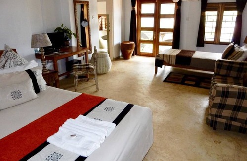 Entebbe Hotel | Gately Inn Entebbe
