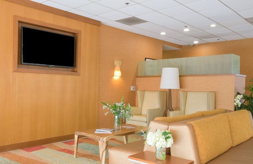 Mid-City Hotel | Gateway Hotel Santa Monica