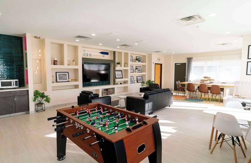 Ocean City Hotel | Gateway Hotel & Suites, an Ascend Collection Hotel