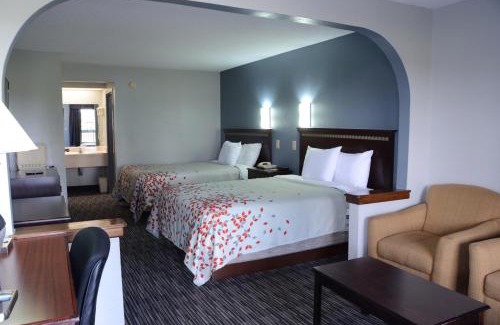 Clarksville Hotel | Gateway Inn