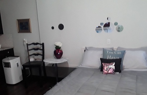 Sandy Apartment | Gateway to Mt Hood in Downtown Sandy